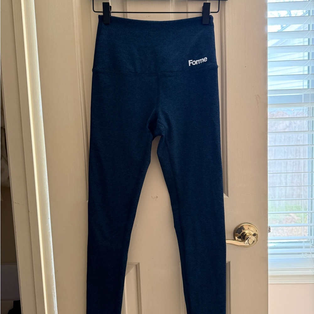 Forme Sculpt+ Legging Lux in Iris - Small - Like New
